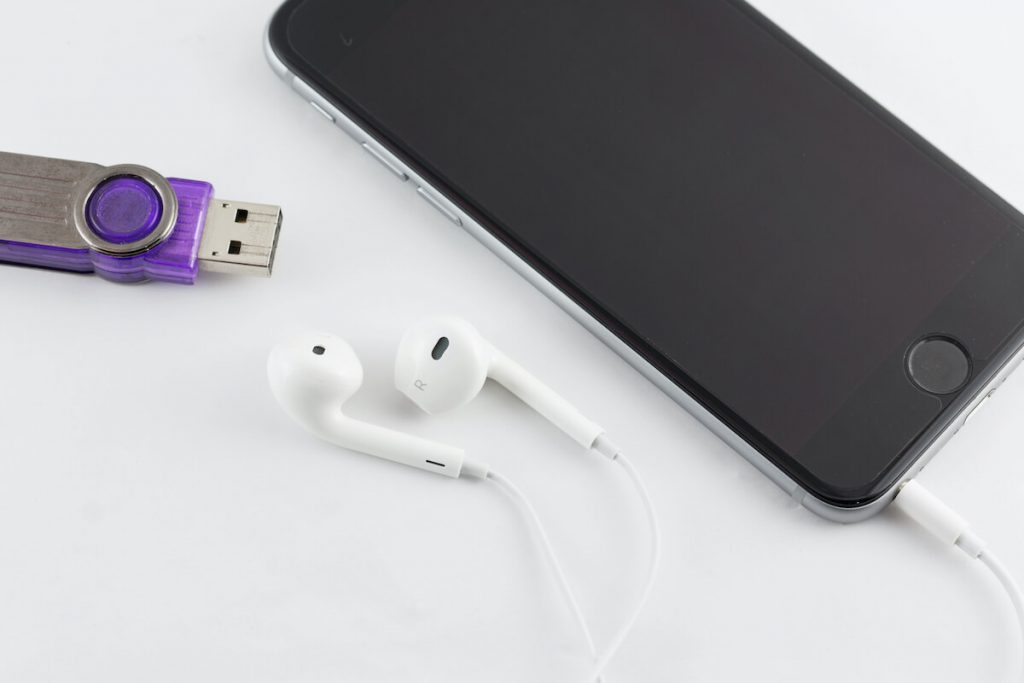 best flash drive for iphone 11